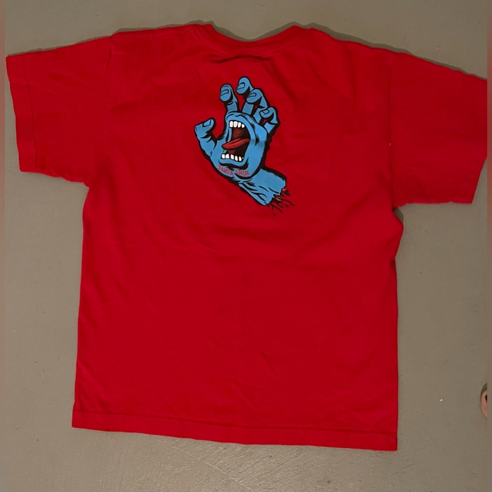Boys Santa Cruz t shirt - like new